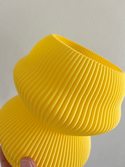 YELLOW BUD- 3D PRINTED TABLE LAMP
