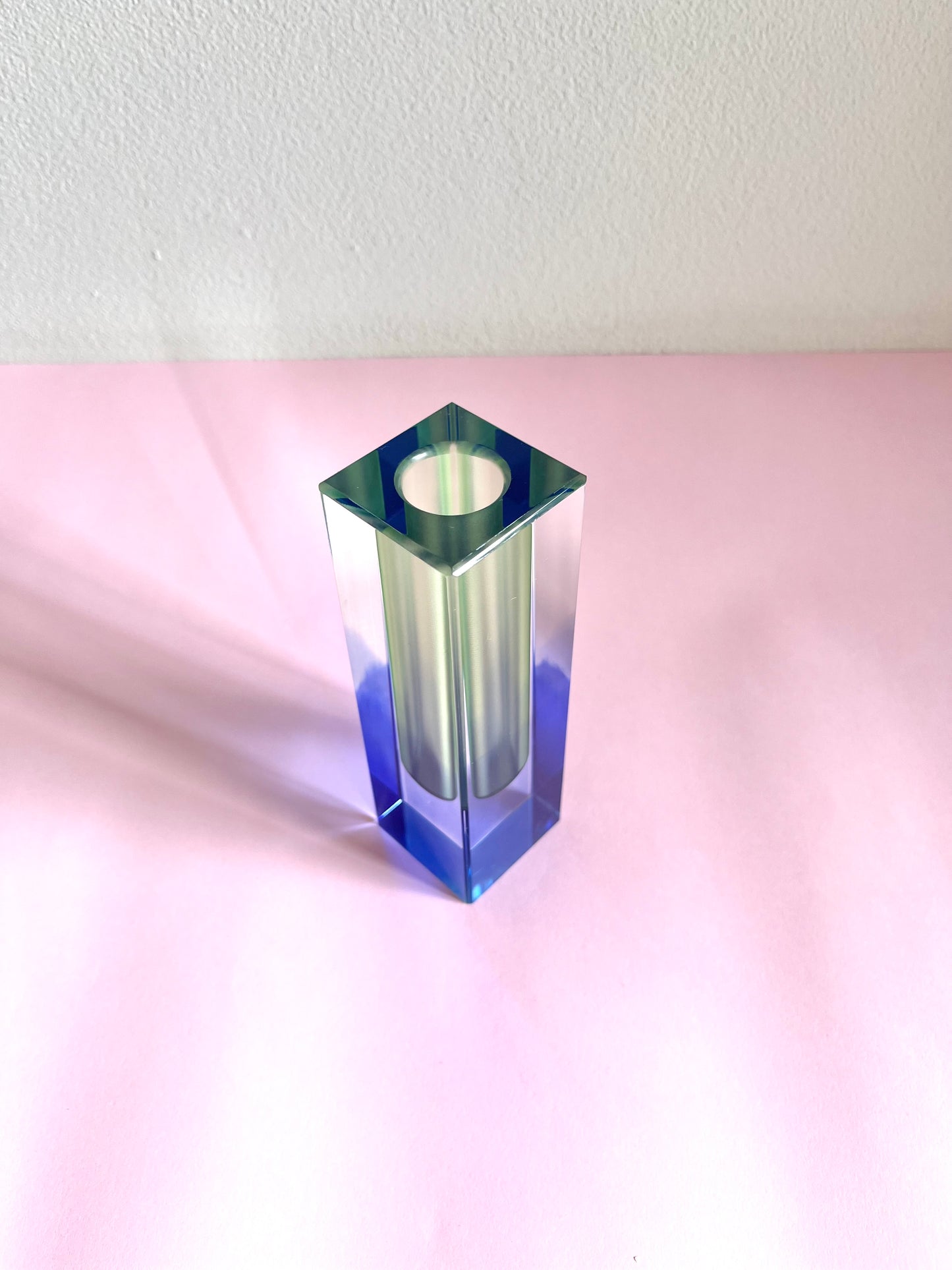 ACRYLIC FLOWER BLUE/GREEN VASE