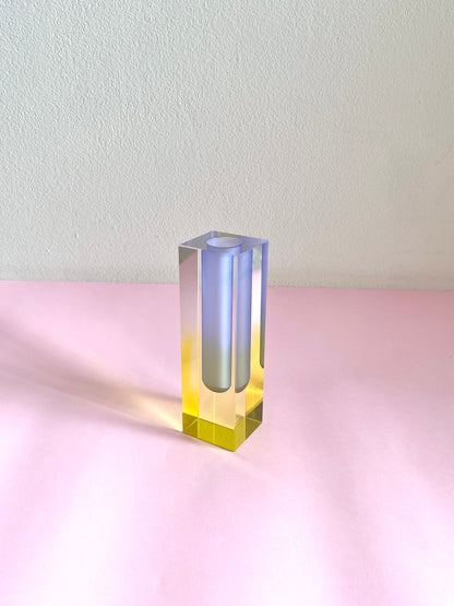 ACRYLIC FLOWER YELLOW/BLUE VASE