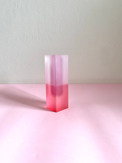 ACRYLIC FLOWER PINK/PINK FROSTED VASE