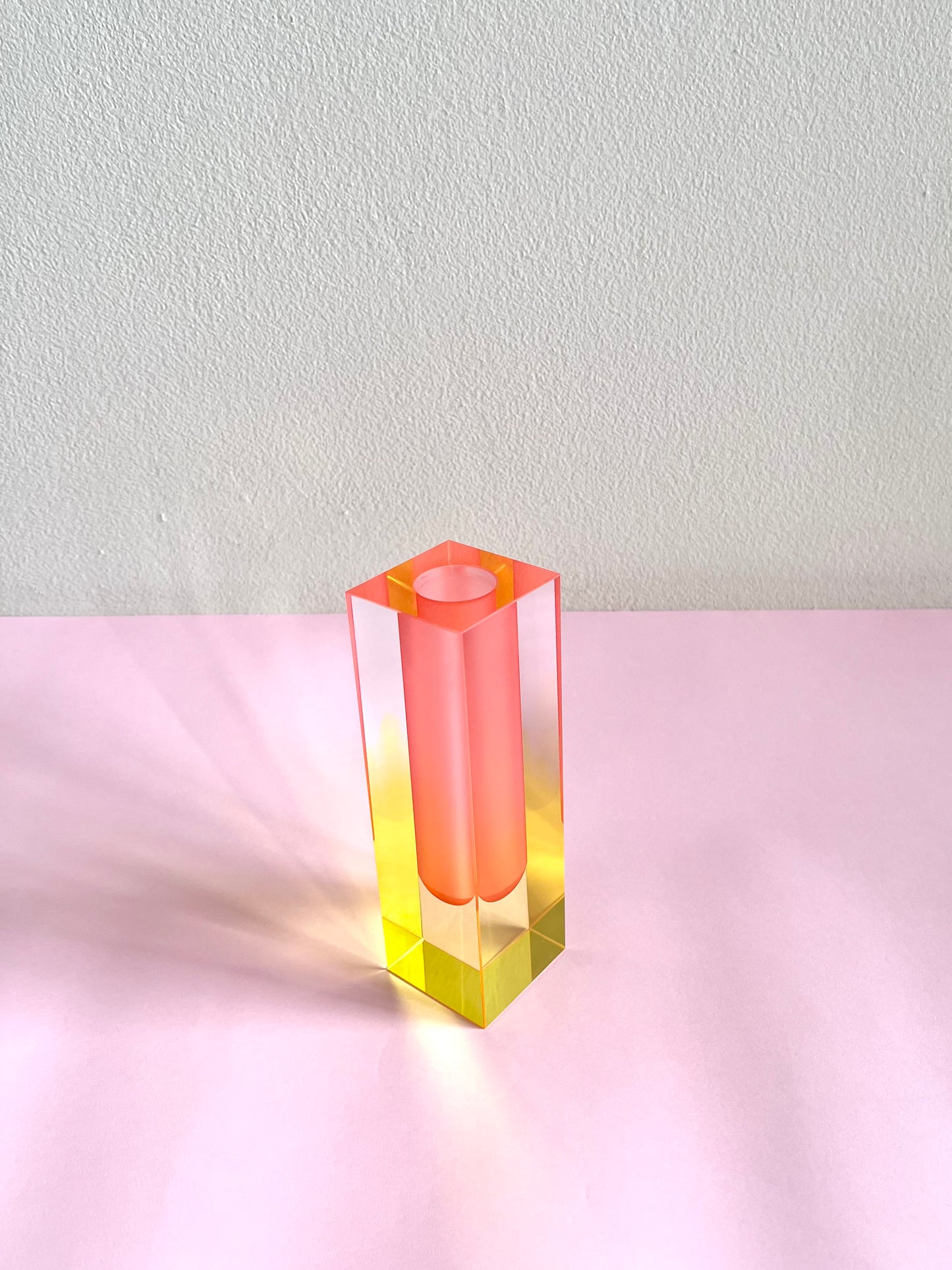 ACRYLIC FLOWER YELLOW/PINK VASE