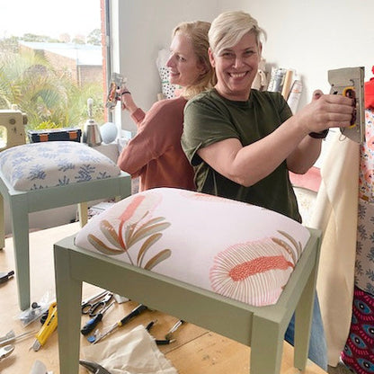 UPHOLSTERY & PAINTING RETRO FOOTREST WORKSHOP