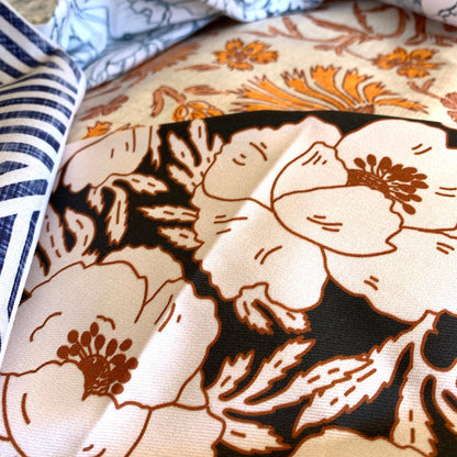 DAISY DANCE FOOTSTOOL