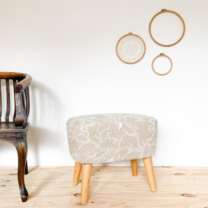 CHICK MAGNOLIA OTTOMAN